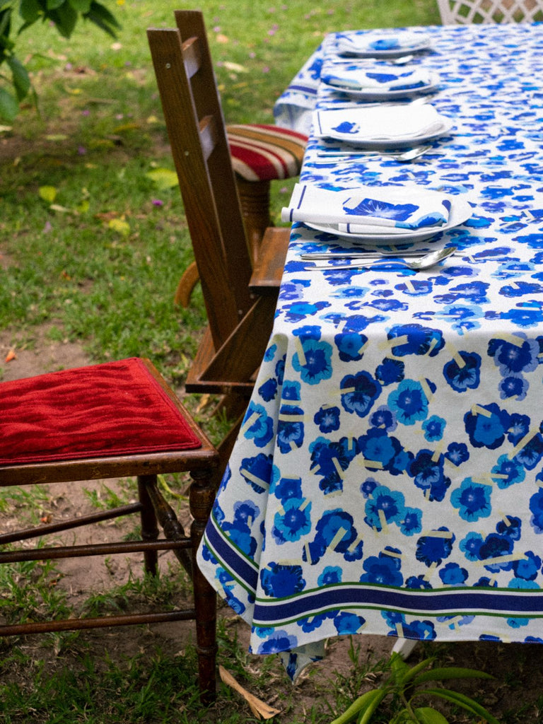 MOXIE X Better in Person Violets Are Blue Tablecloth 220X145cm - Moxie TLV